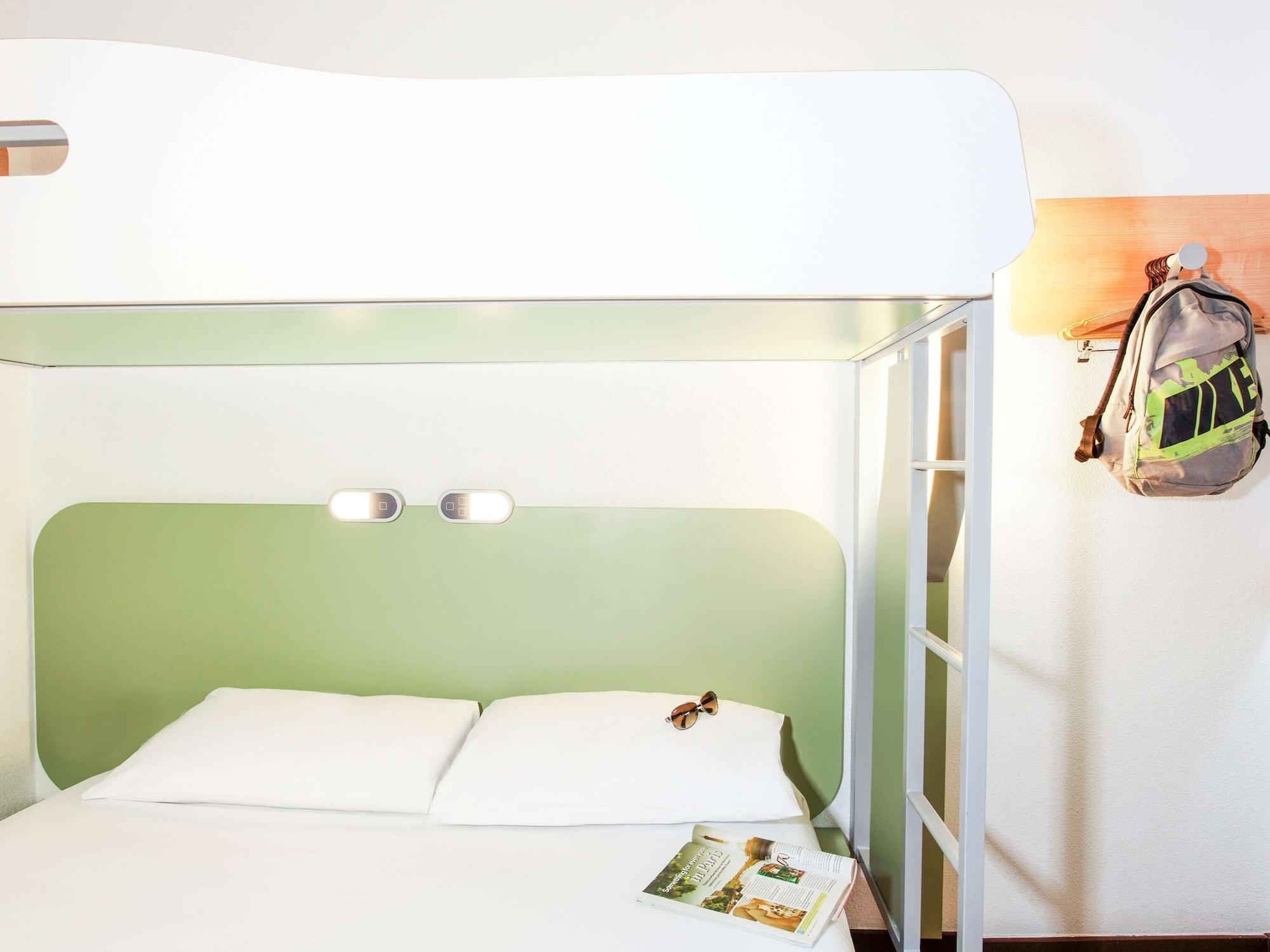 Ibis Budget London Hounslow Esterno foto
