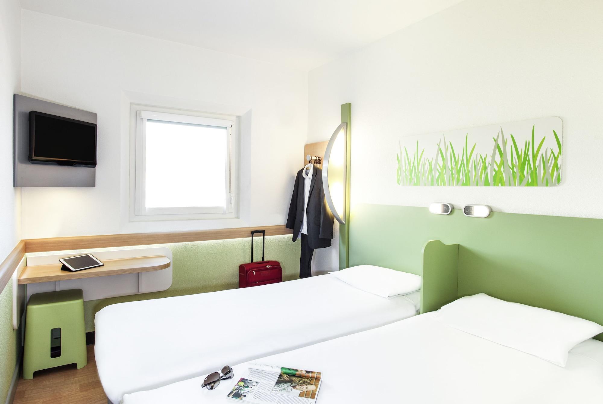 Ibis Budget London Hounslow Esterno foto