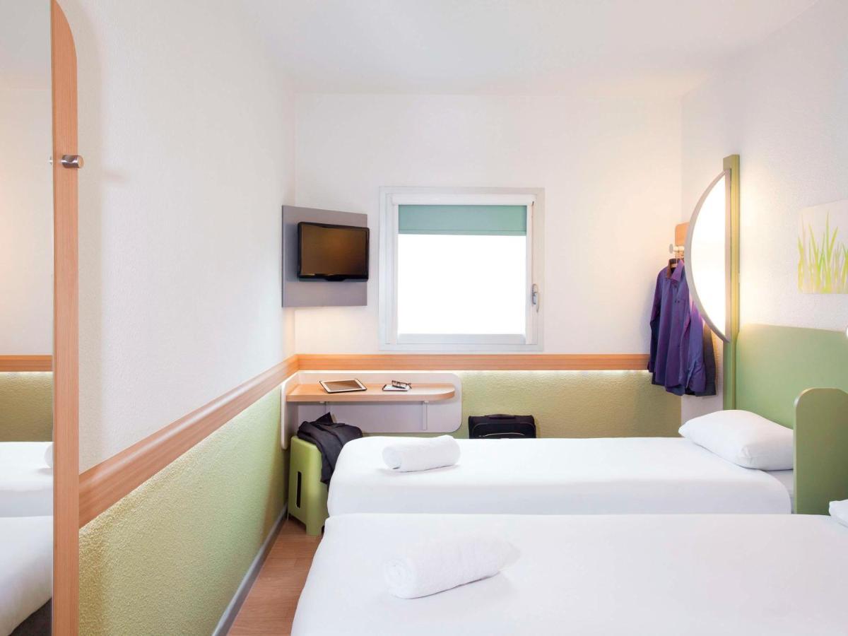 Ibis Budget London Hounslow Esterno foto